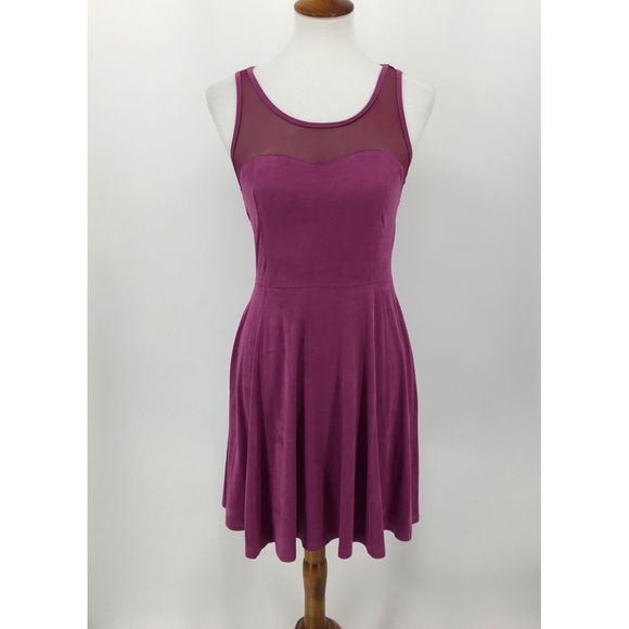 Mink Pink Faux Suede Dress Women's Size Medium EUC Mauve Fuschia - Picture 1 of 12